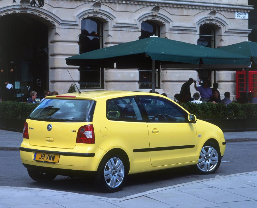  Volkswagen Polo 2002 года  (фото 10 из 31)